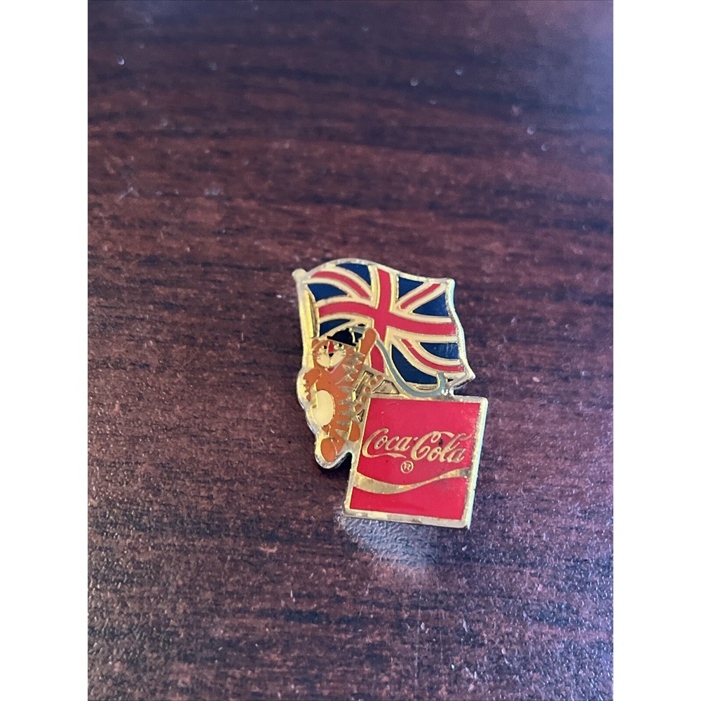 Vintage 1988 Seoul Olympics Coca Cola Hodori‎ Tiger Great Britain Flag Lapel Pin